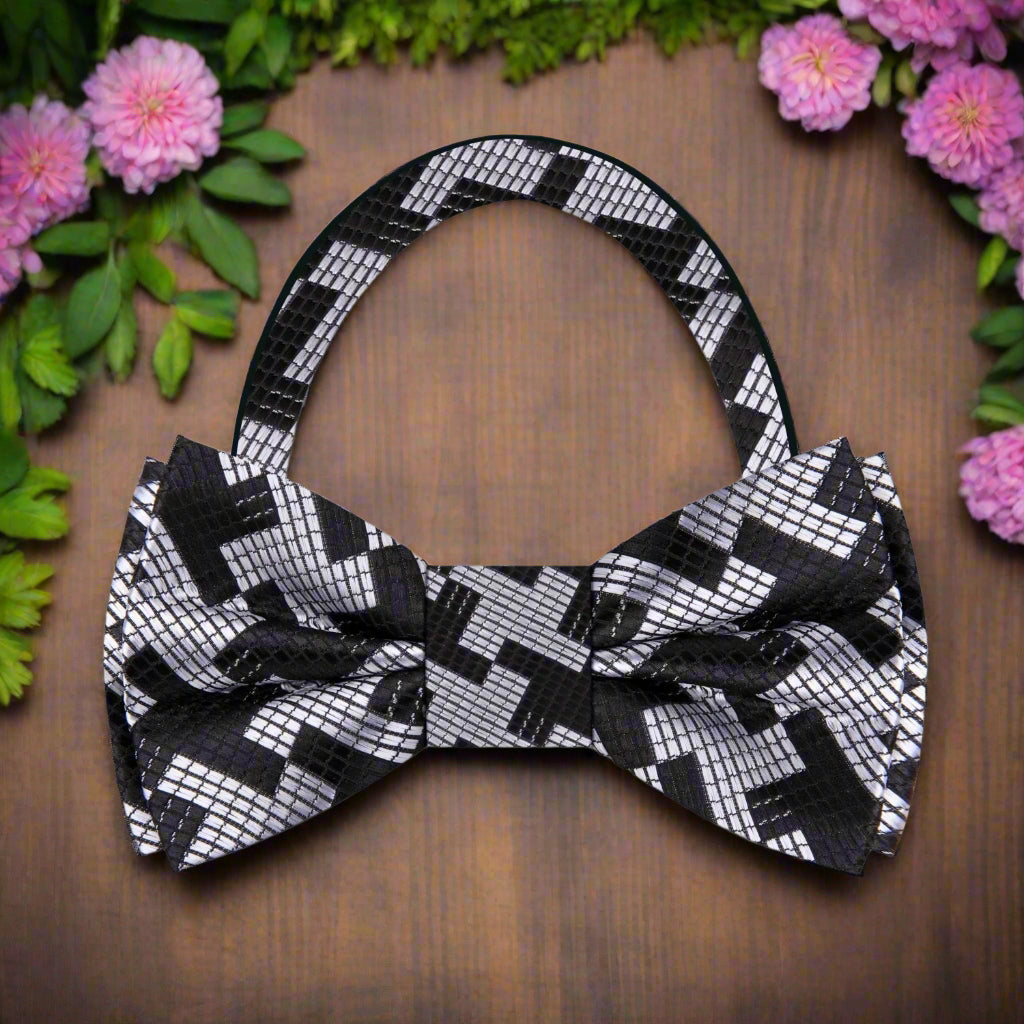 Elegant houndstooth bow tie with adjustable strap for all sizes, suitable for formal events