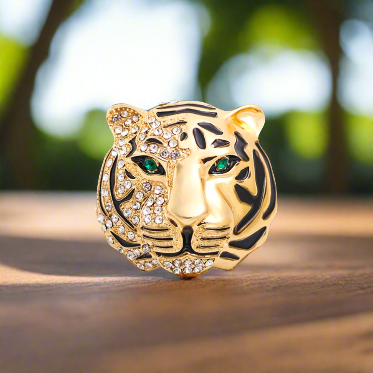 Fashionable tiger lapel pin with gemstones on a blazer, adding a bold accent to casual attire