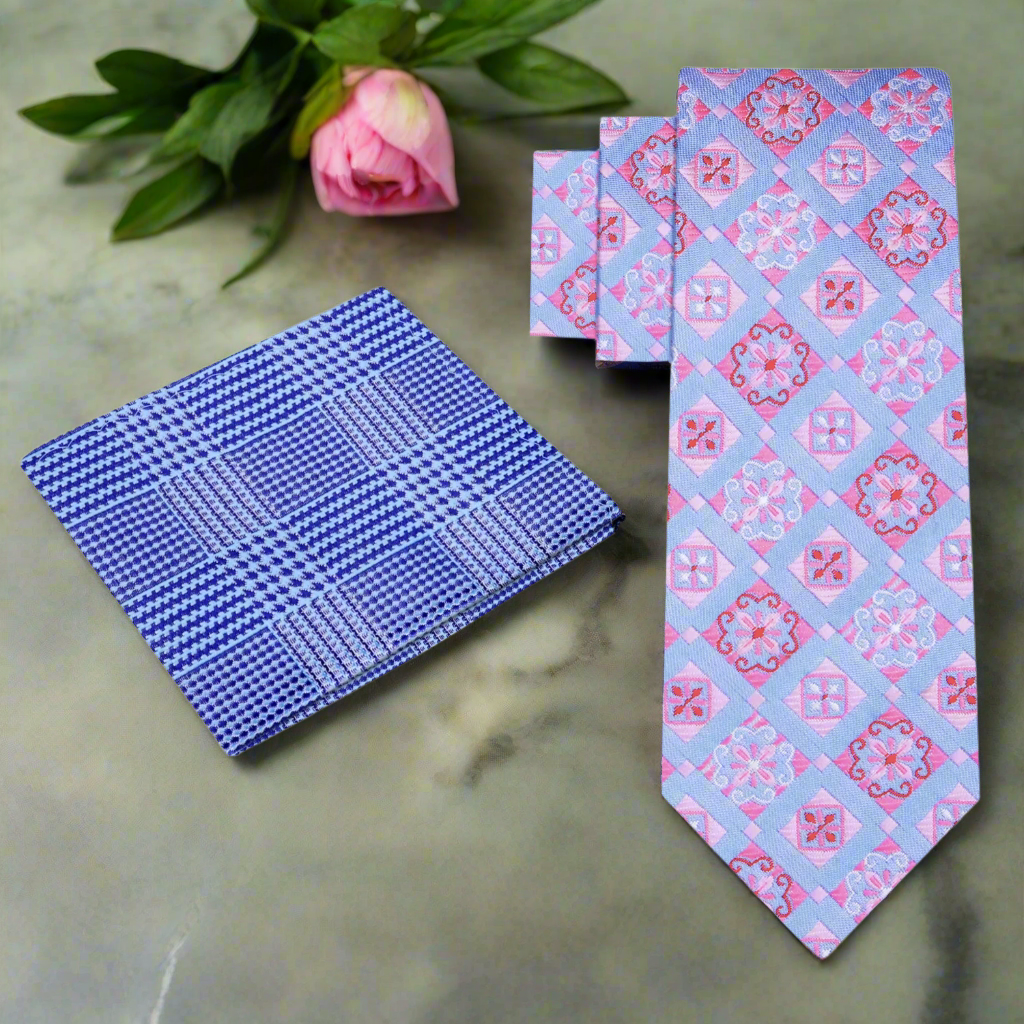 Silk necktie with modern geometric pattern, ideal for stylish men’s accessories