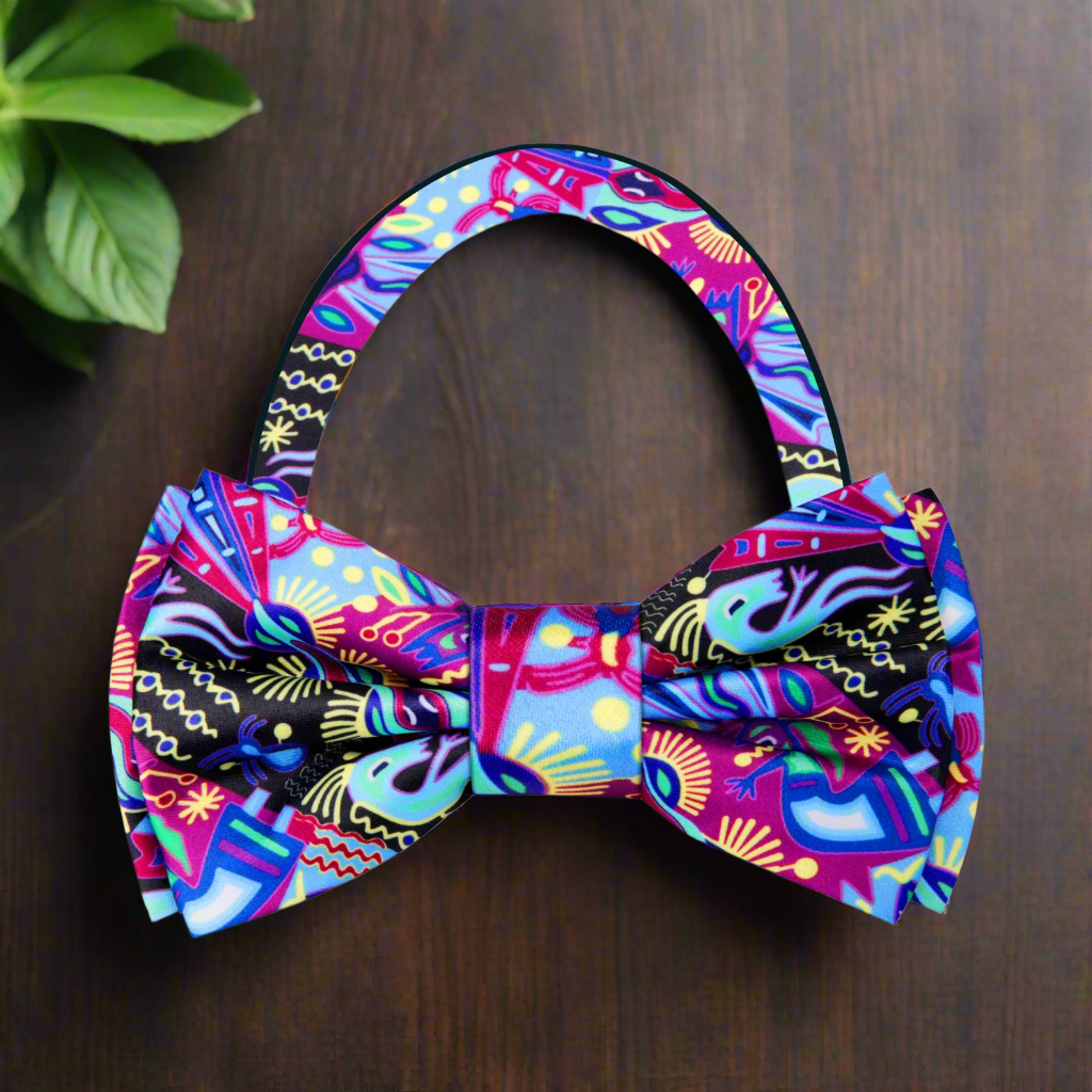 Stylish southwestern bow tie and pocket square set, ideal for destination weddings and outdoor celebrations.