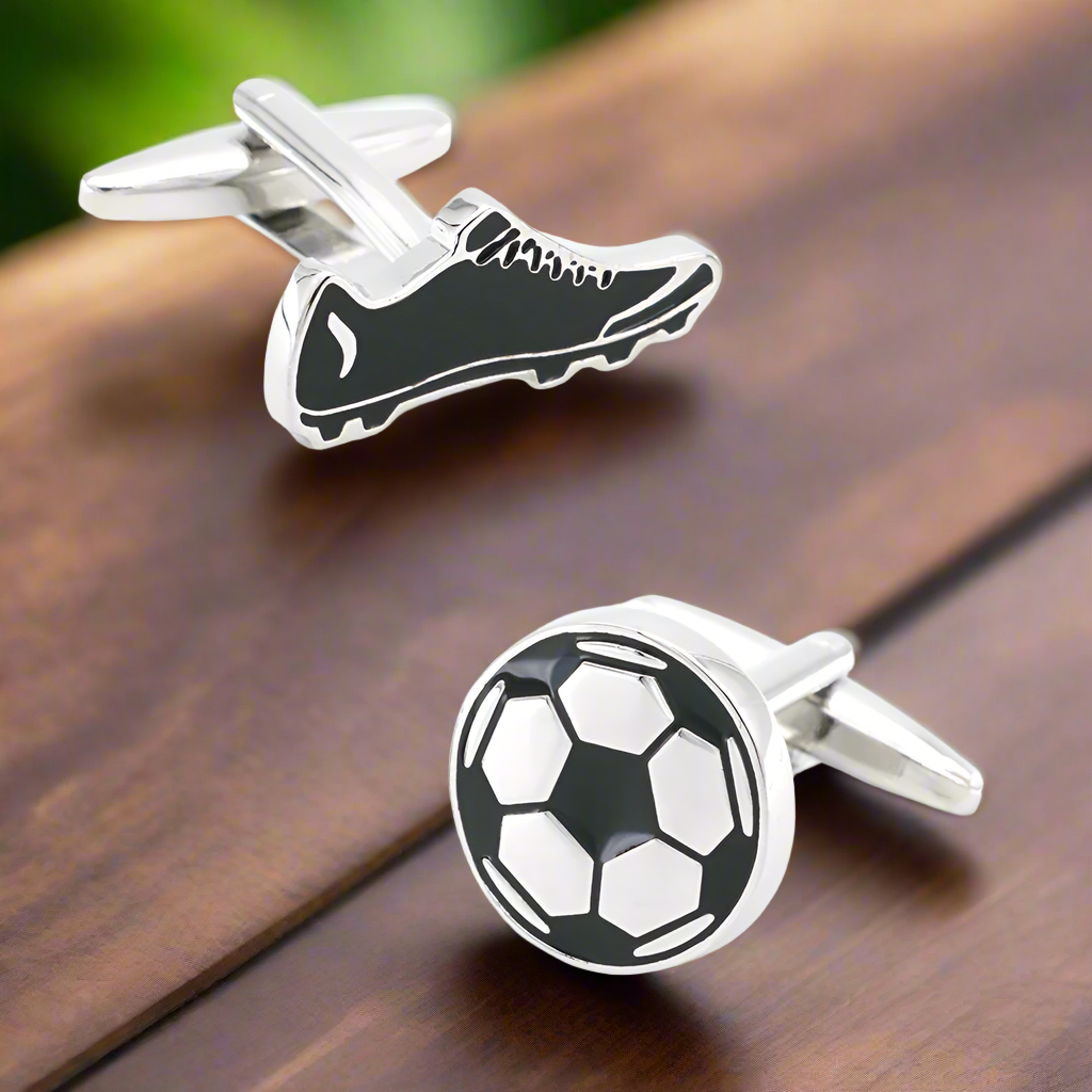 Golf-themed cufflinks showcasing a classic design.