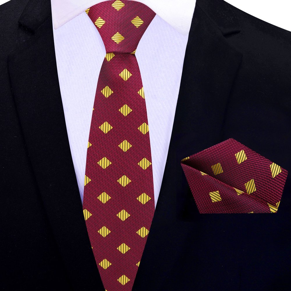 Men’s stylish necktie with modern geometric pattern suitable for business and celebrations